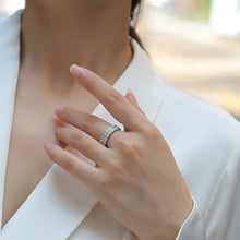 Load image into Gallery viewer, Ziah Jewels™ The MiMi Moissanite Ring
